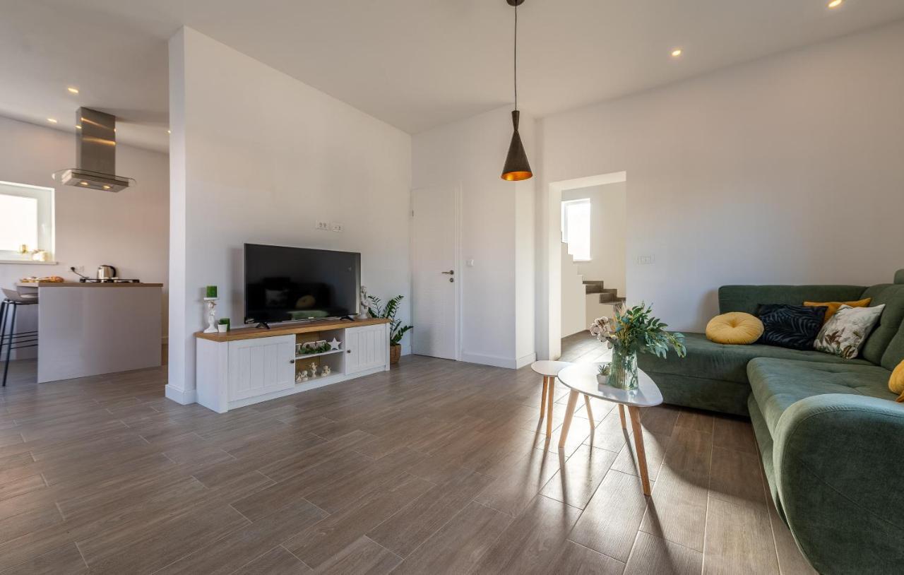 Private House Villa Velebita Ražanac 외부 사진